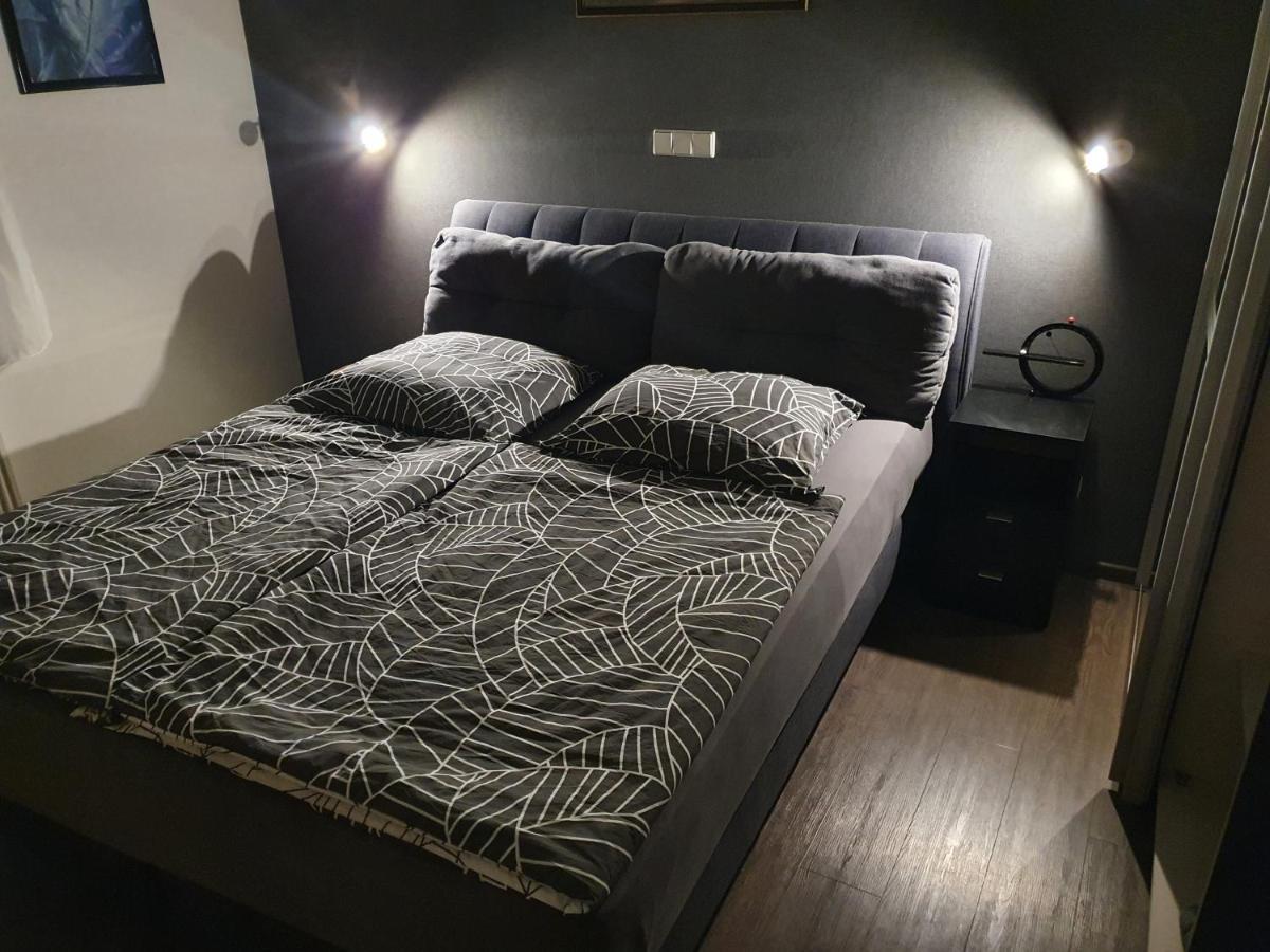 Schlafzimmer, Ruhige Lage In Meppen --- Check-In Mit Schluesselkasten Ngoại thất bức ảnh